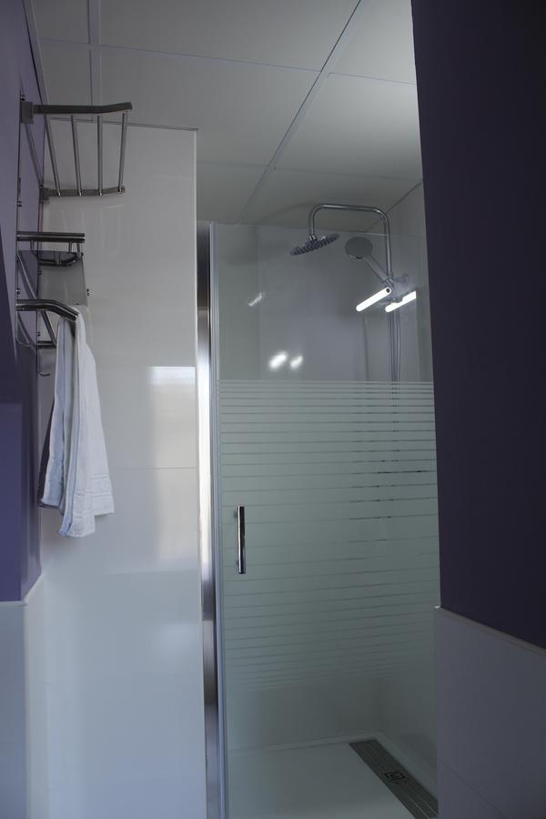 Hostal Universitat Cervera  Eksteriør billede