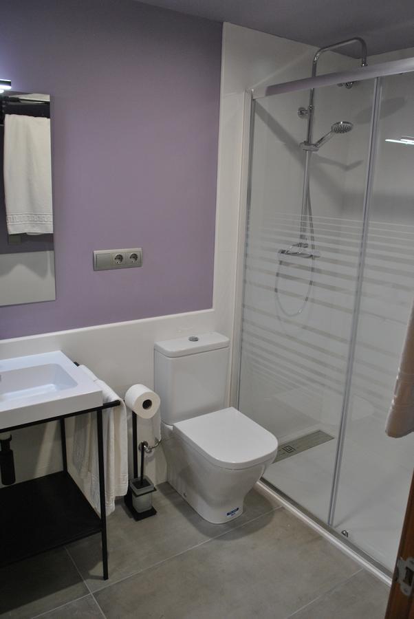 Hostal Universitat Cervera  Eksteriør billede