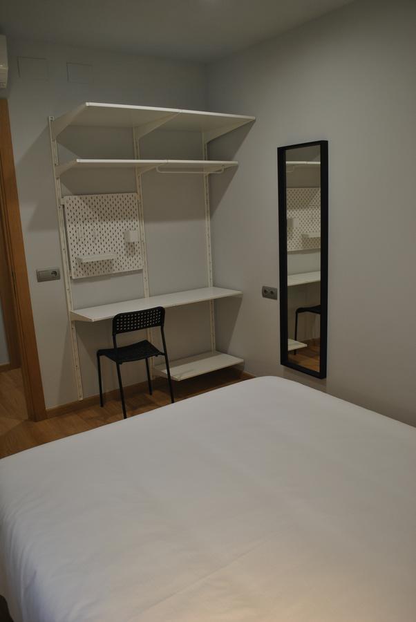 Hostal Universitat Cervera  Eksteriør billede